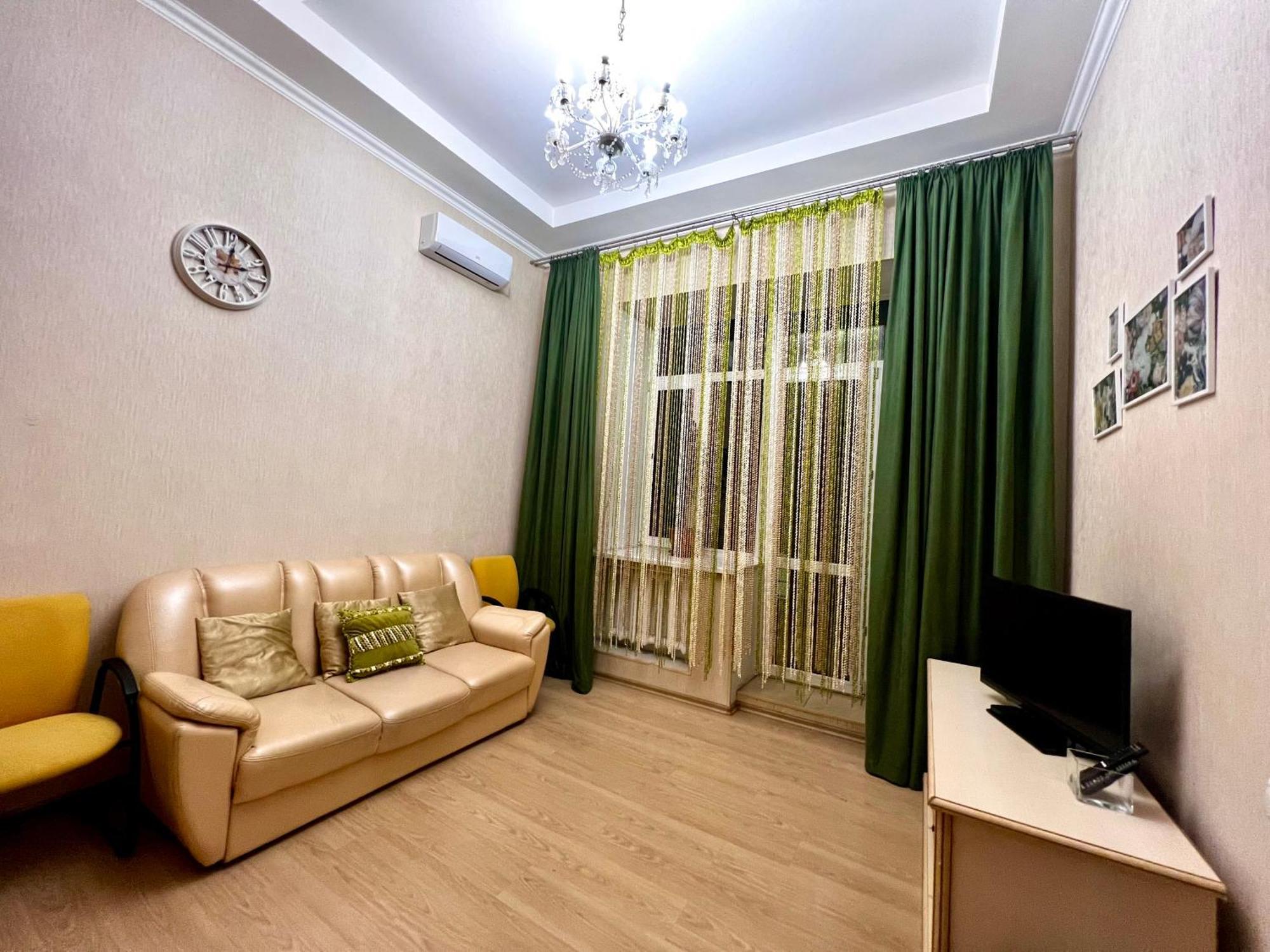 Apartment Baseina Khreschatyk Kiev Bagian luar foto